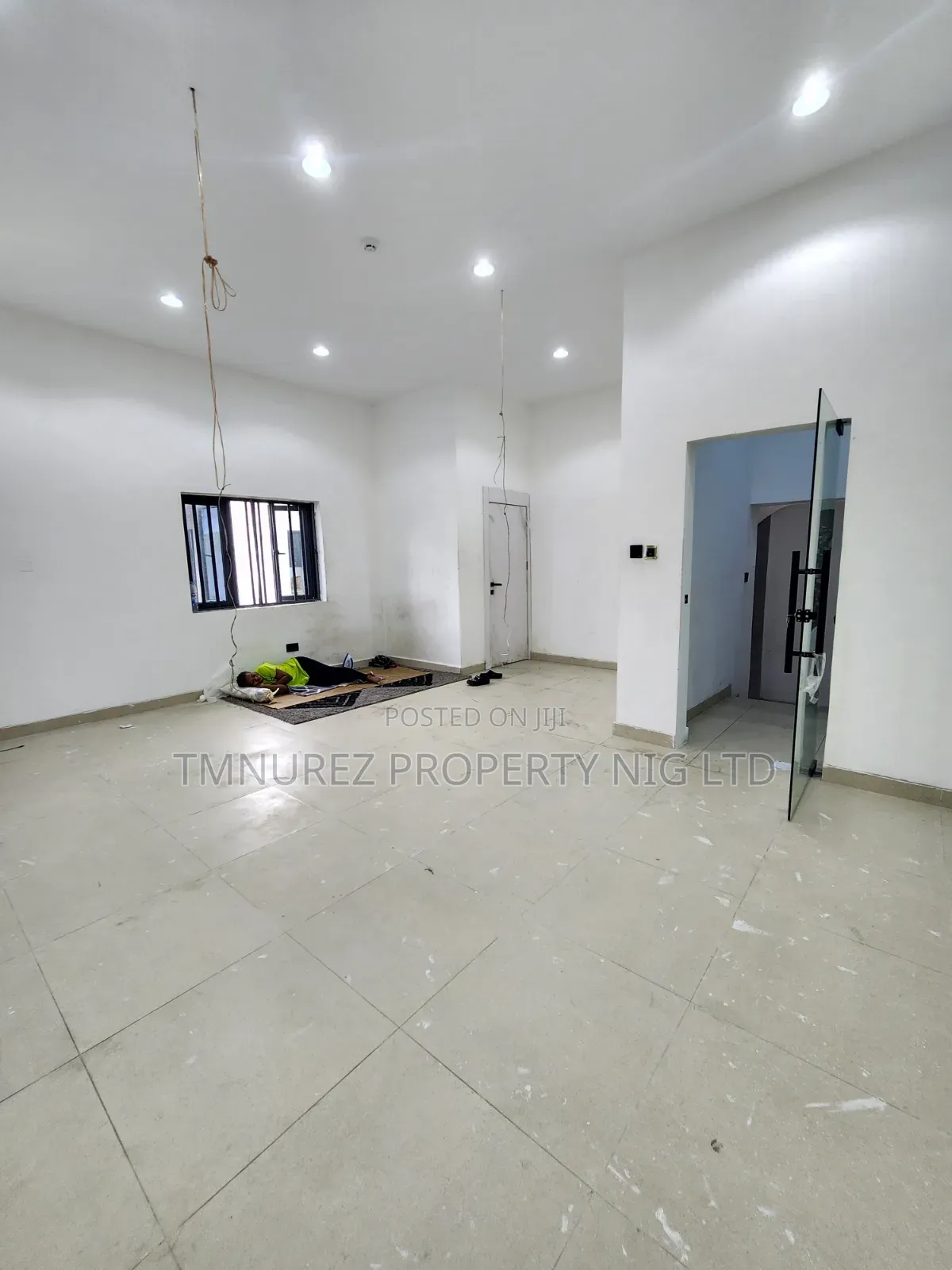 Shop for Rent Lekki Phase1