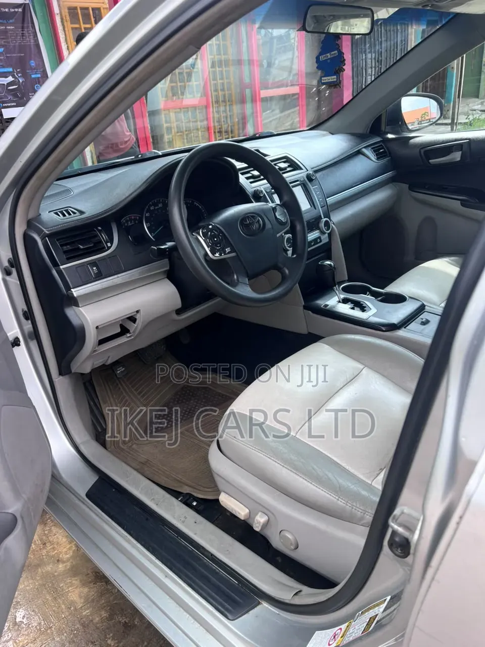 Toyota Camry 2012 Silver