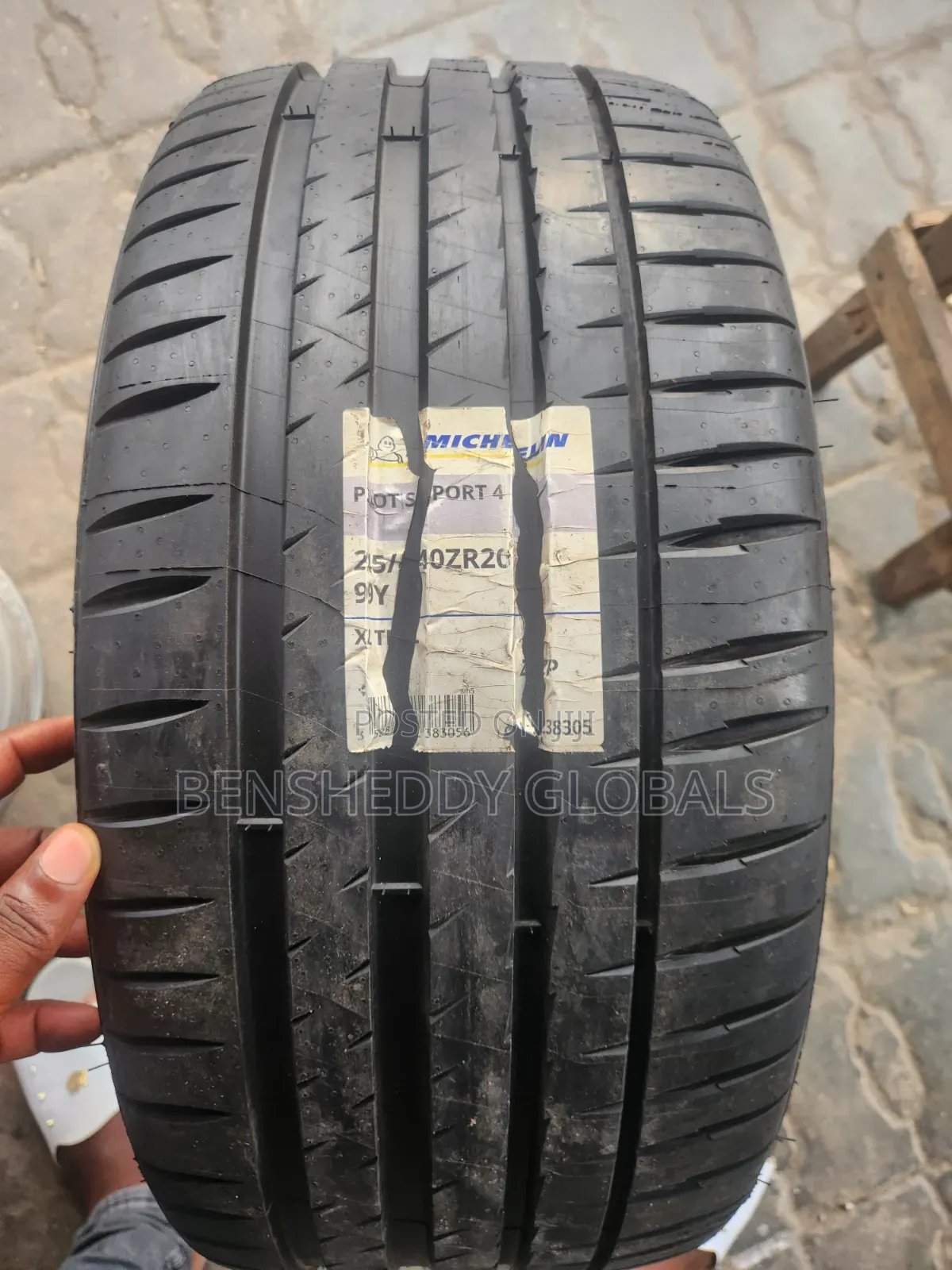 245/40r20 Michelin Original
