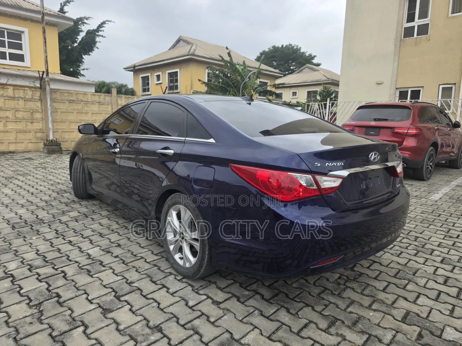 Hyundai Sonata Limited Sedan FWD (2.4L 4cyl 6A) 2012 Blue