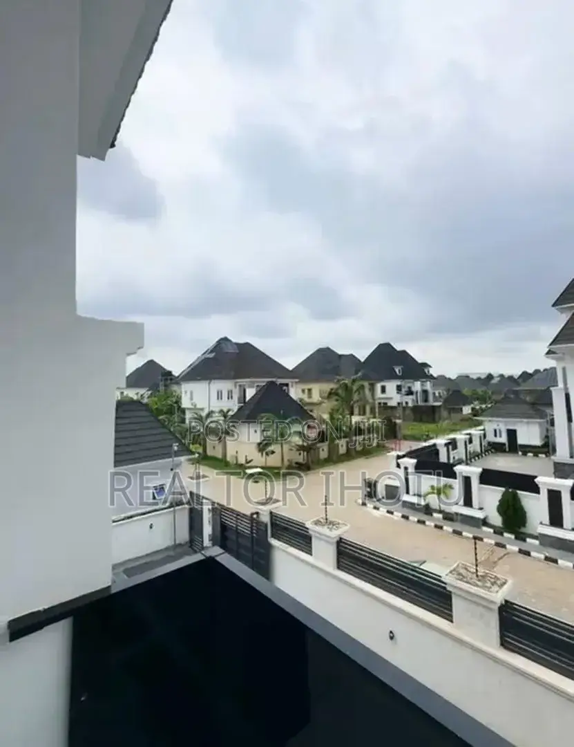 6bdrm Duplex in Efab Metropolitan, Life Camp for sale