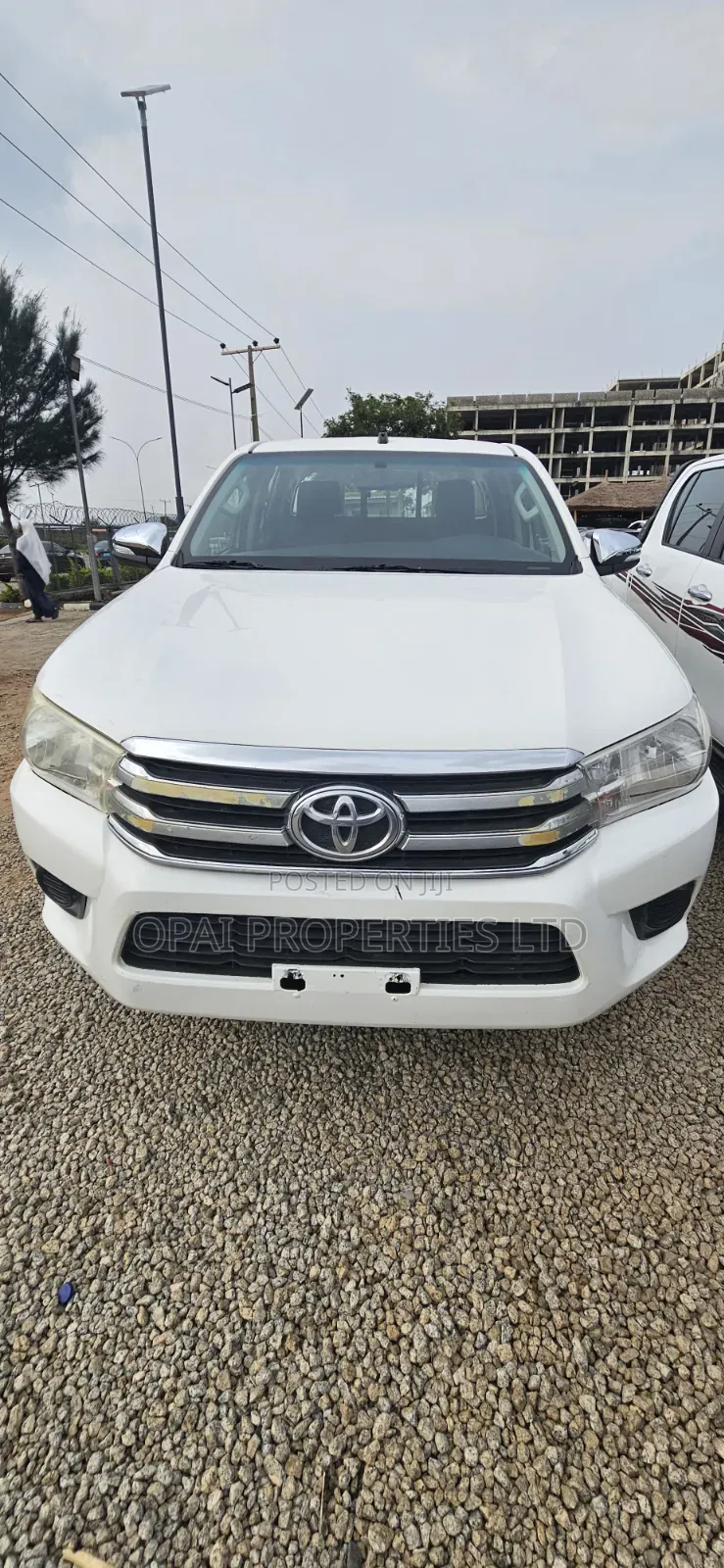 Toyota Hilux 2018 White