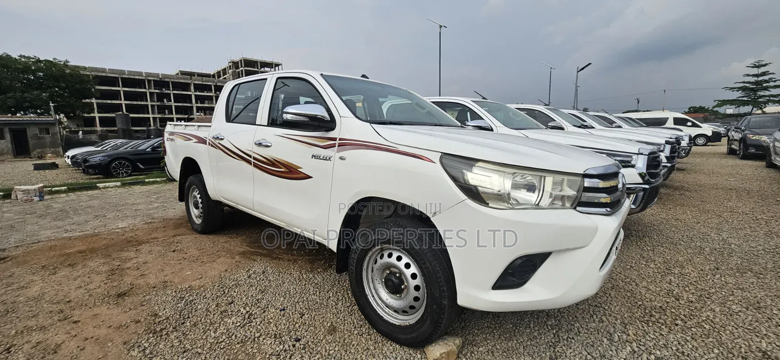 Toyota Hilux 2018 White