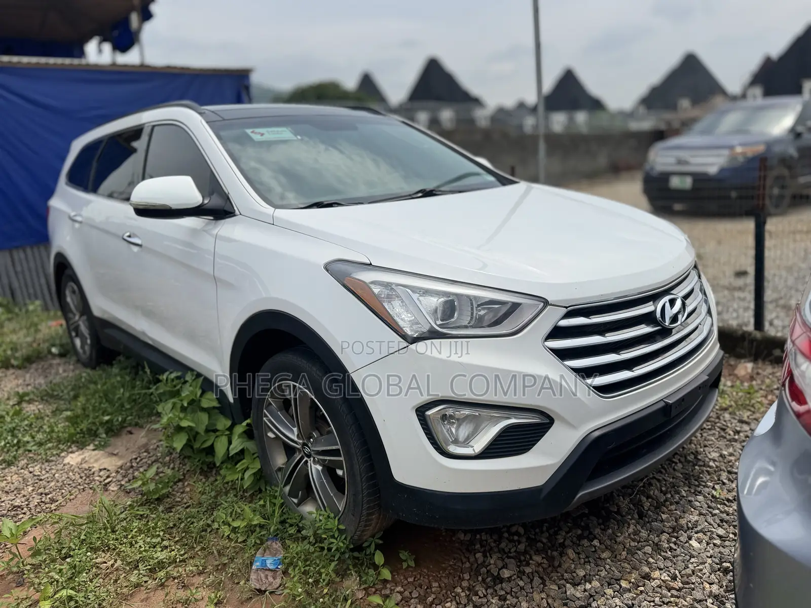 Hyundai Santa Fe 2013 White