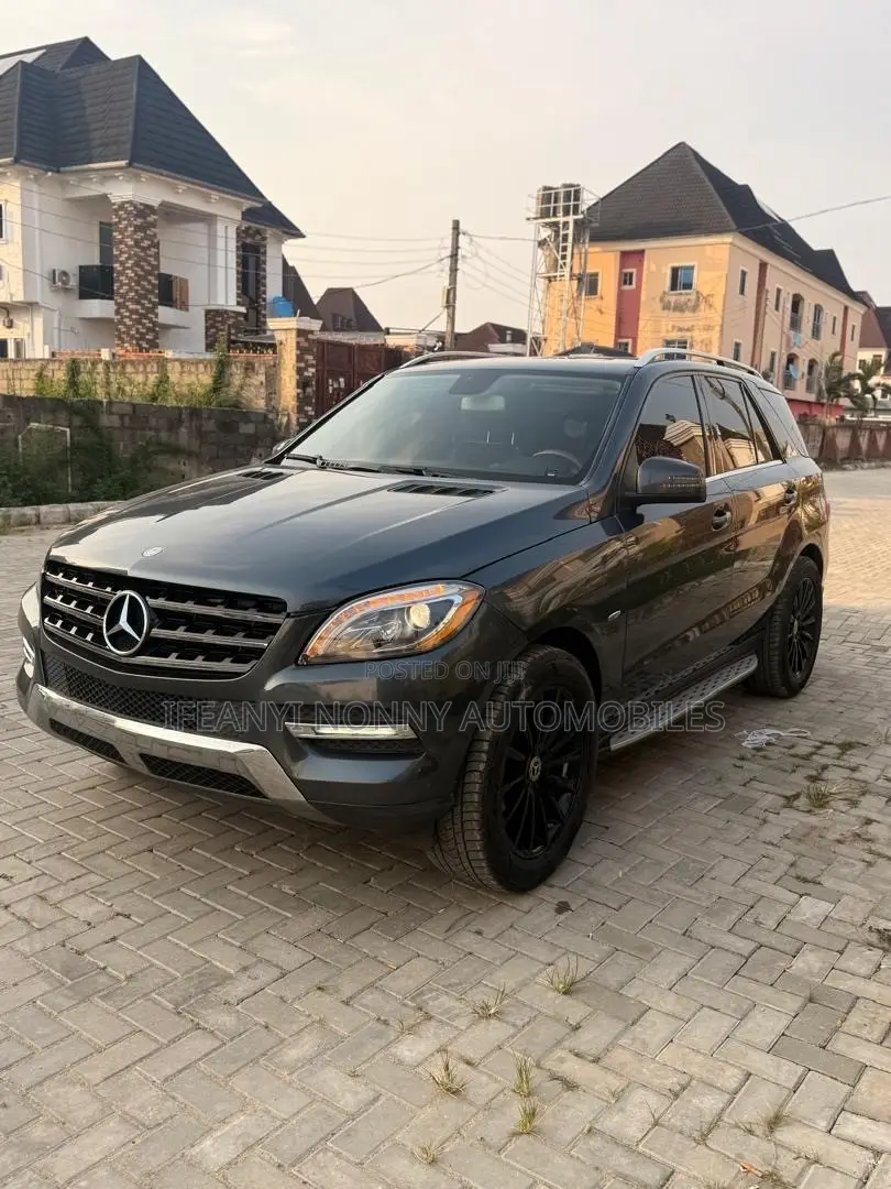 Mercedes-Benz M Class ML 350 4Matic 2012 Gray