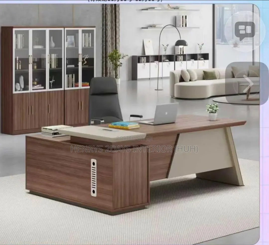 Office Table Beown Color Excutive
