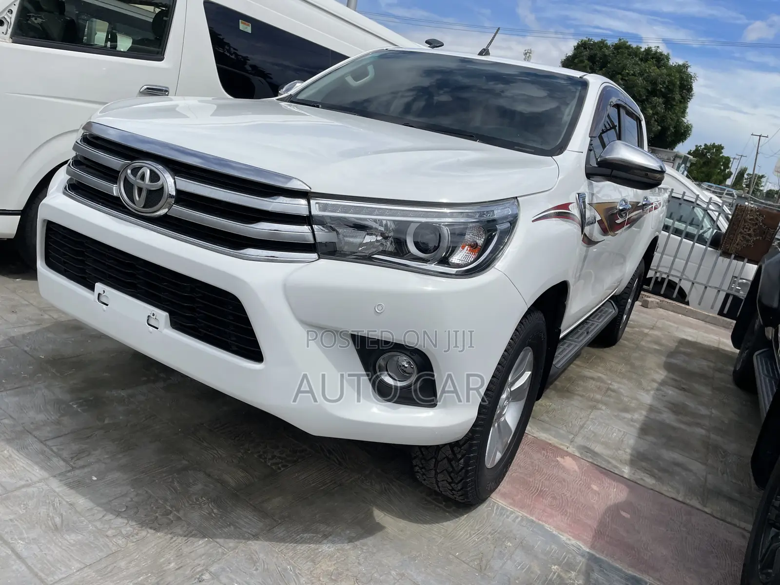 Toyota Hilux 2017 White