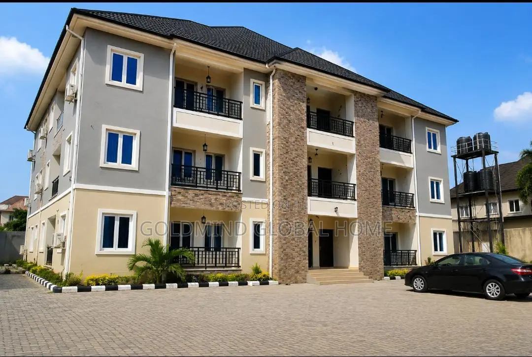 3bdrm Block of Flats in Wuse Zone 2 After for sale