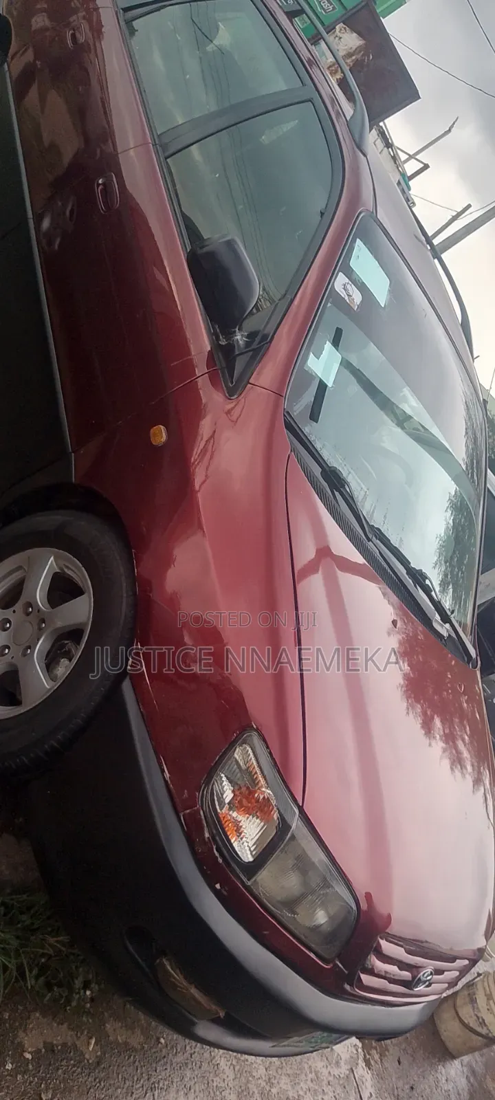 Toyota Picnic 2.0 FWD 2003 Red