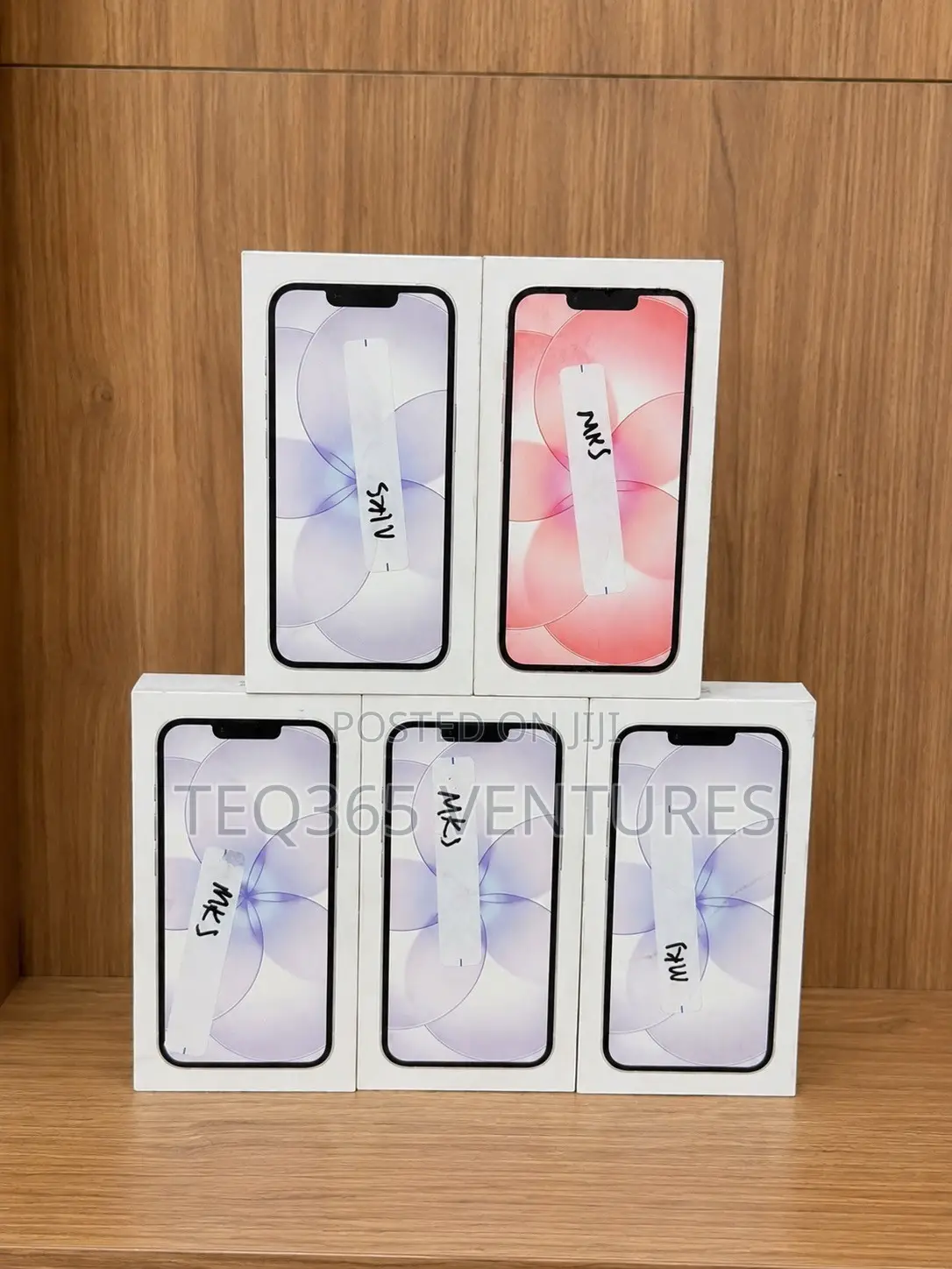 New Apple iPhone 17e 256 GB Pink