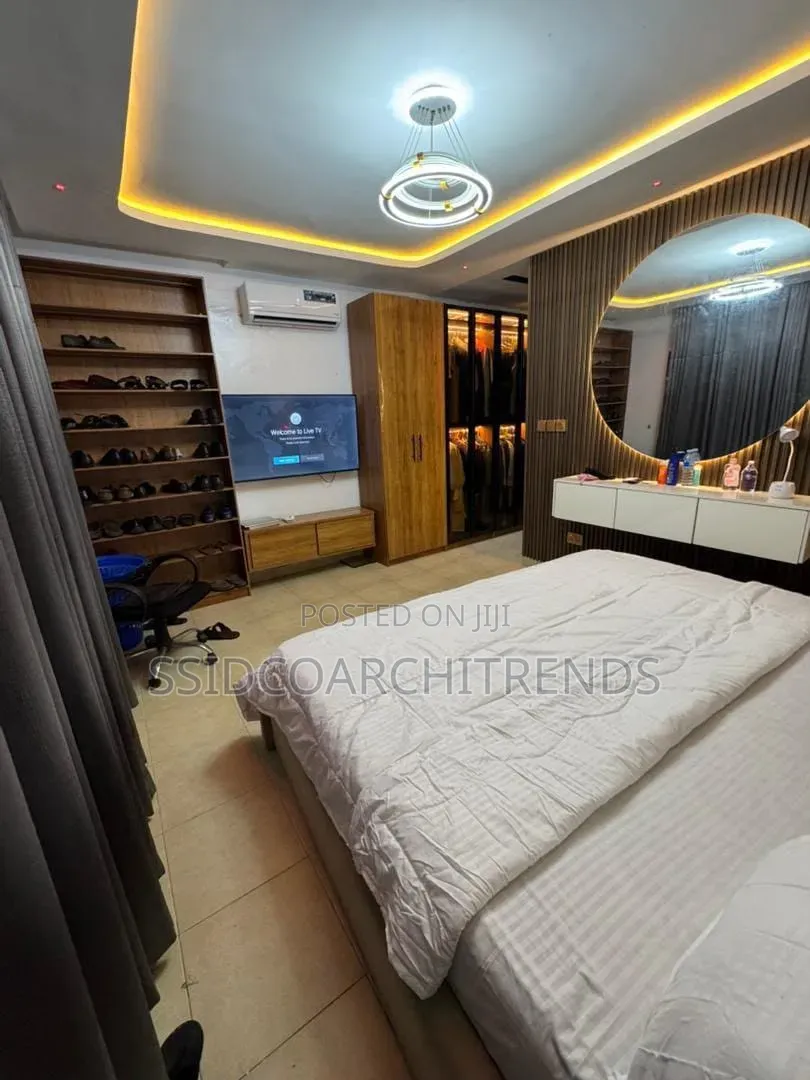Furnished 3bdrm Block of Flats in Akin Adesola for rent