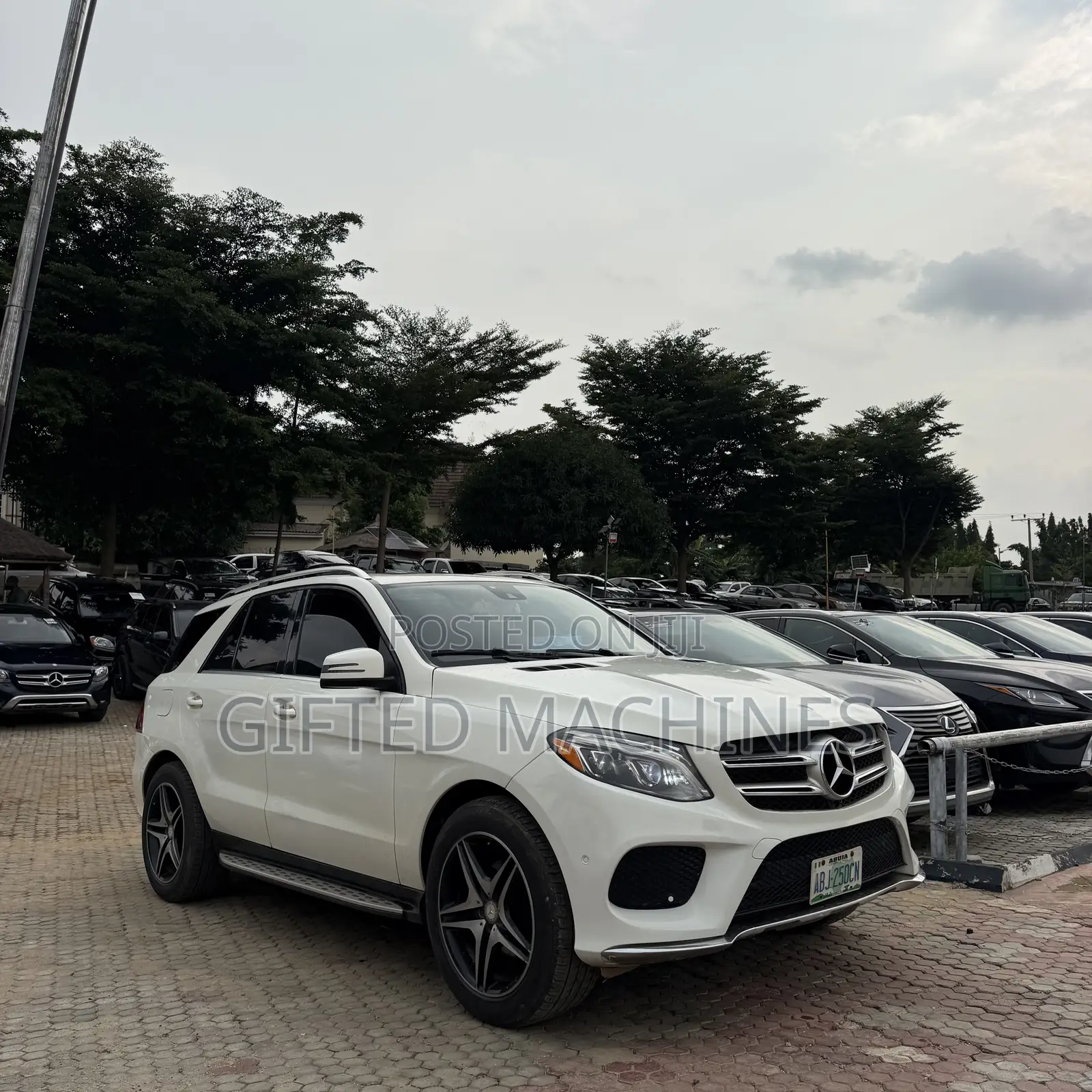 Mercedes-Benz M Class ML 350 4Matic 2013 White
