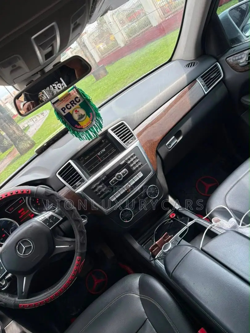 Mercedes-Benz M Class 2015 Silver