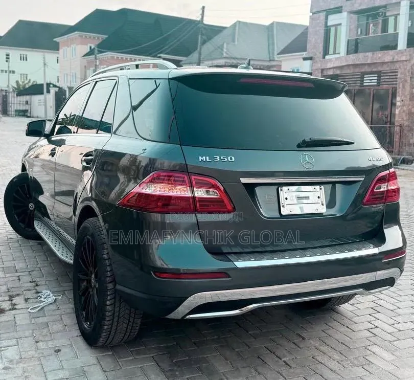 Mercedes-Benz M Class 2012 Gray