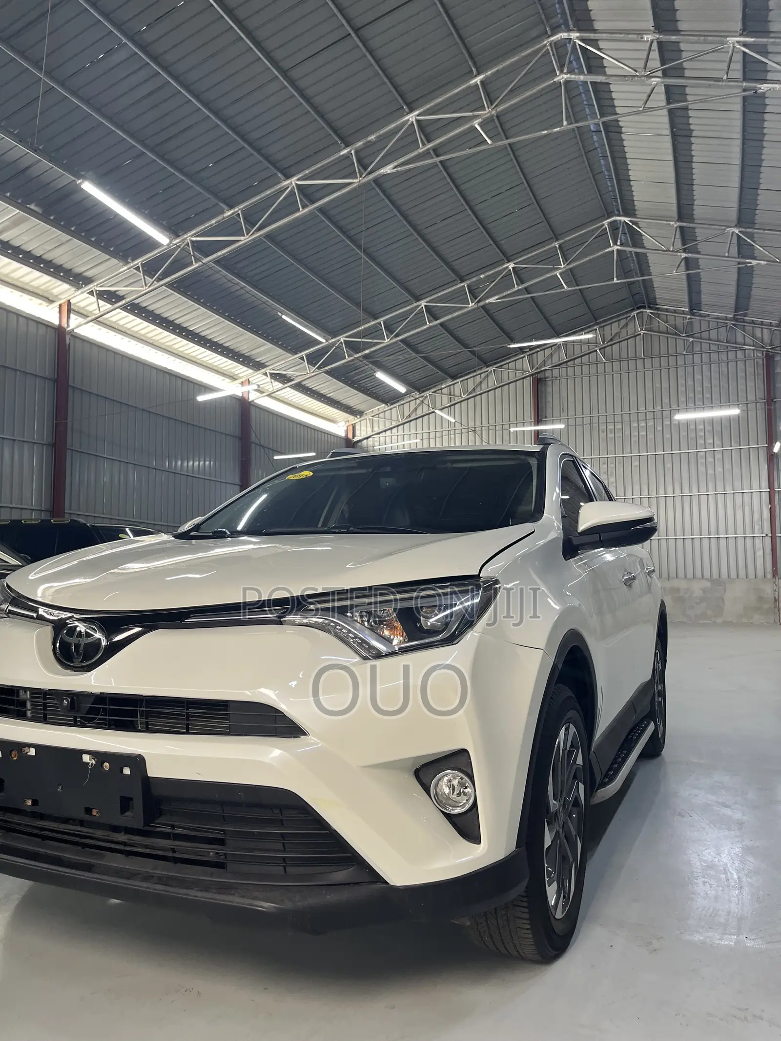 Toyota RAV4 2018 White