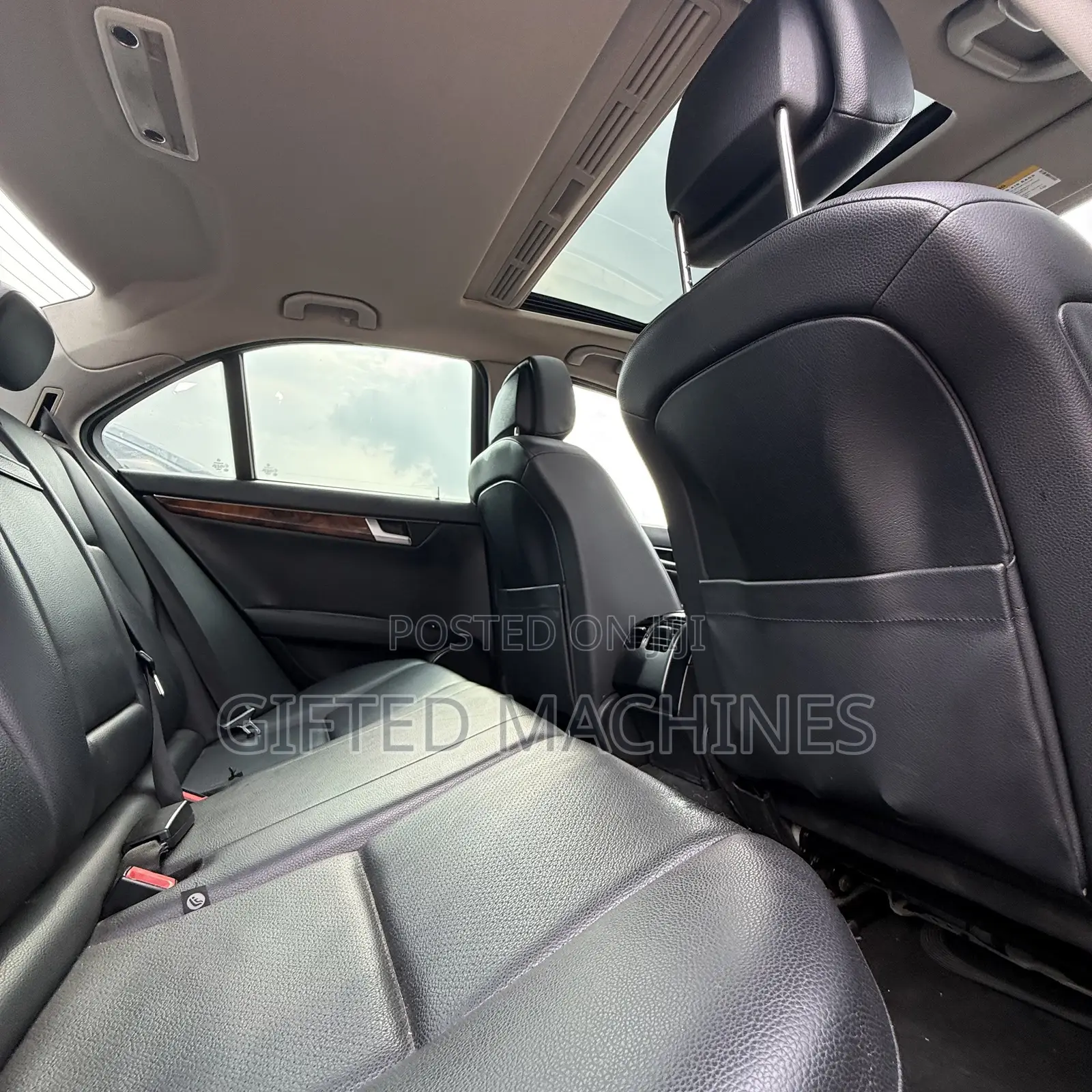 Mercedes-Benz C300 2013 Black