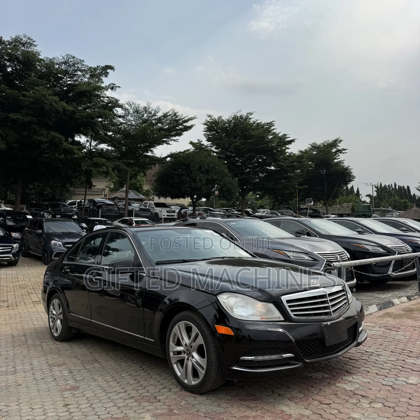 Mercedes-Benz C300 2013 Black