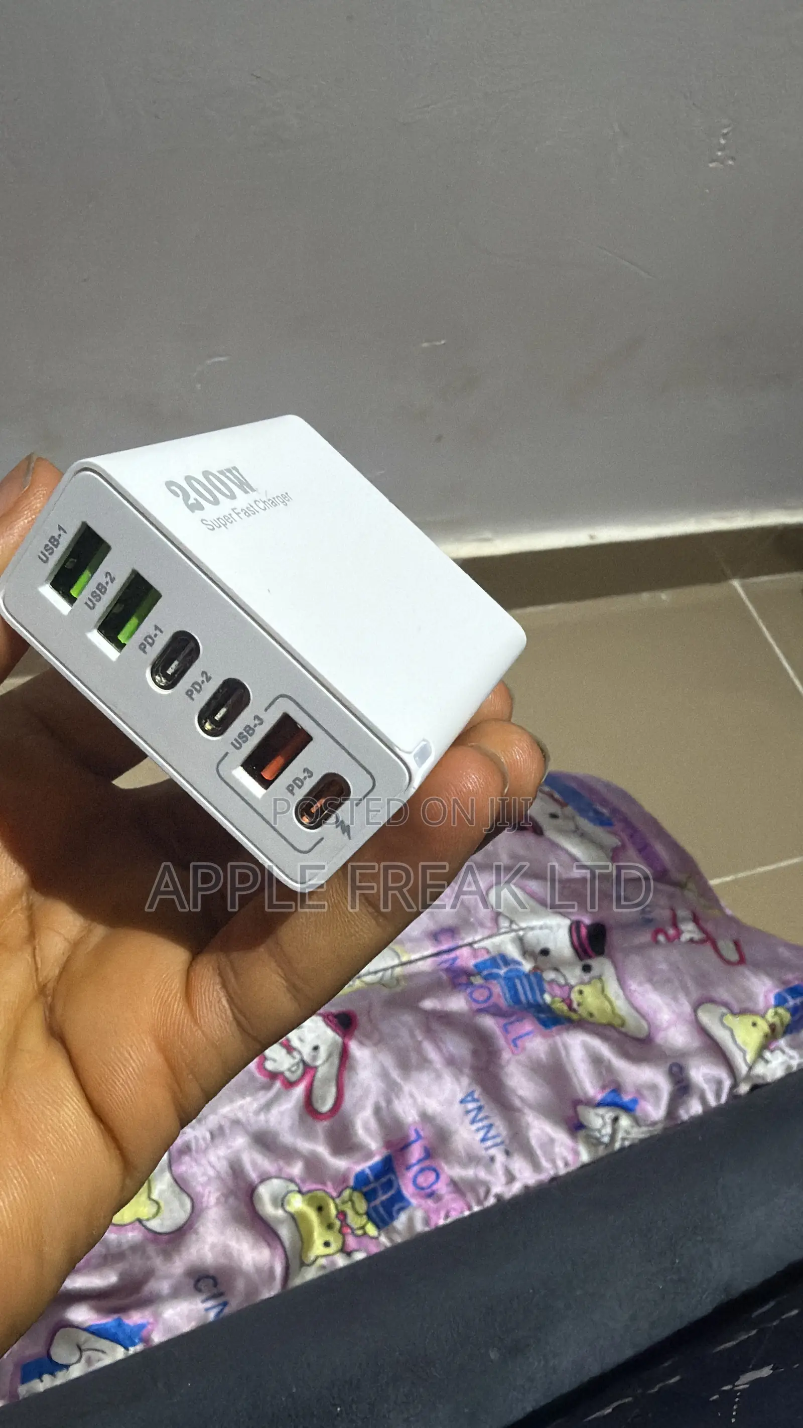 Fast Charger for iPhone and Macbook
