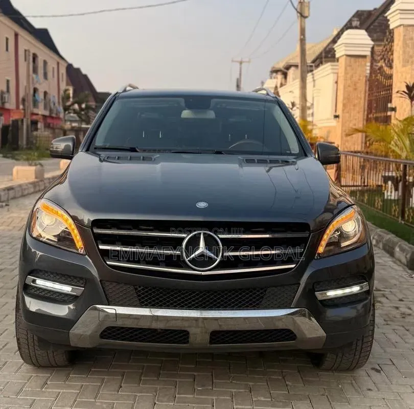 Mercedes-Benz M Class 2012 Gray