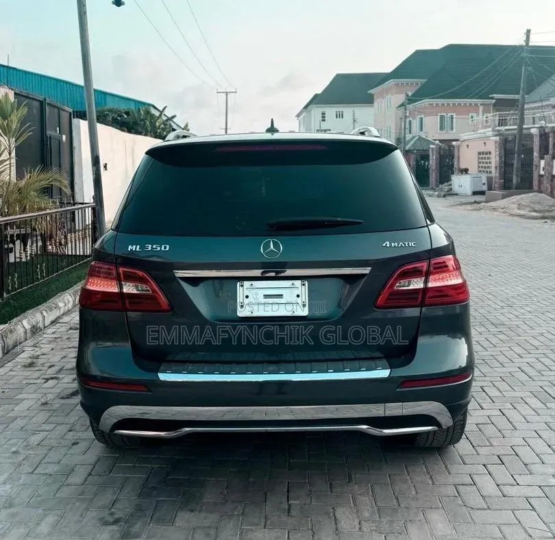 Mercedes-Benz M Class 2012 Gray