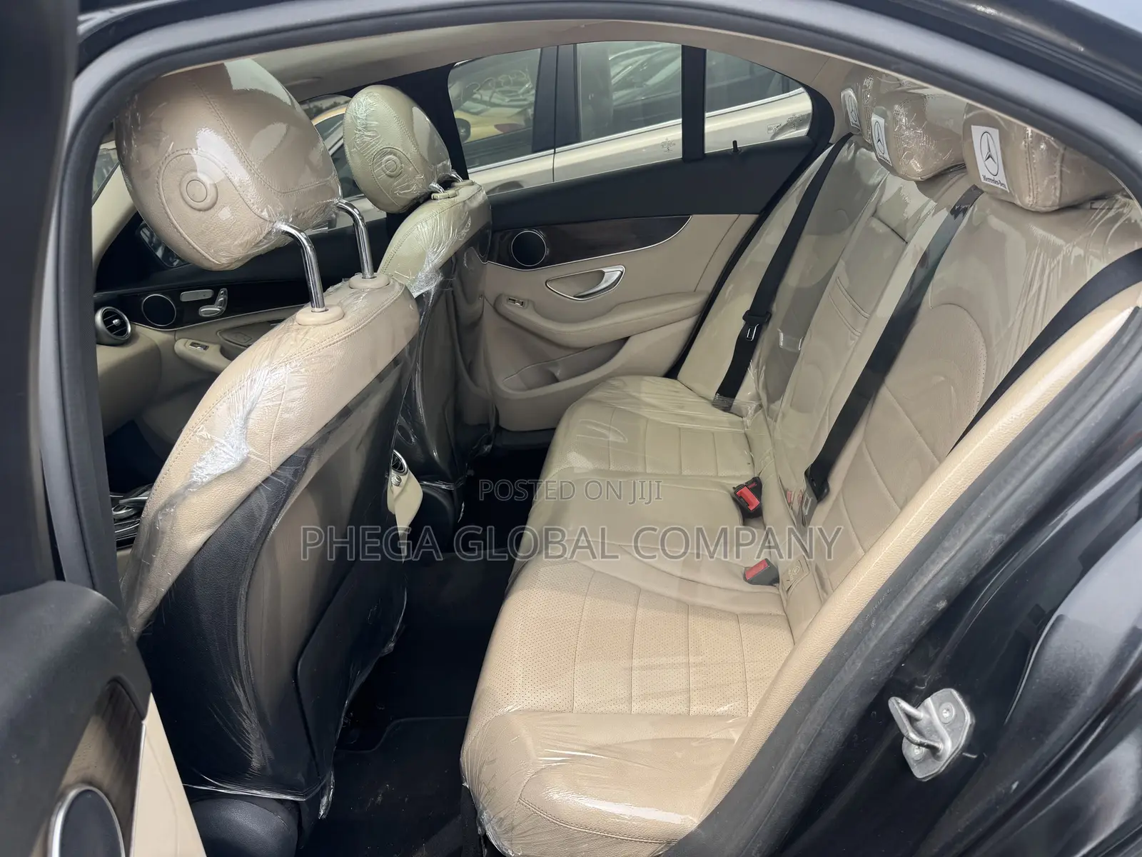 Mercedes-Benz C300 Luxury 4Matic Sedan AWD (2.0L 4cyl 7A) 2016 Black