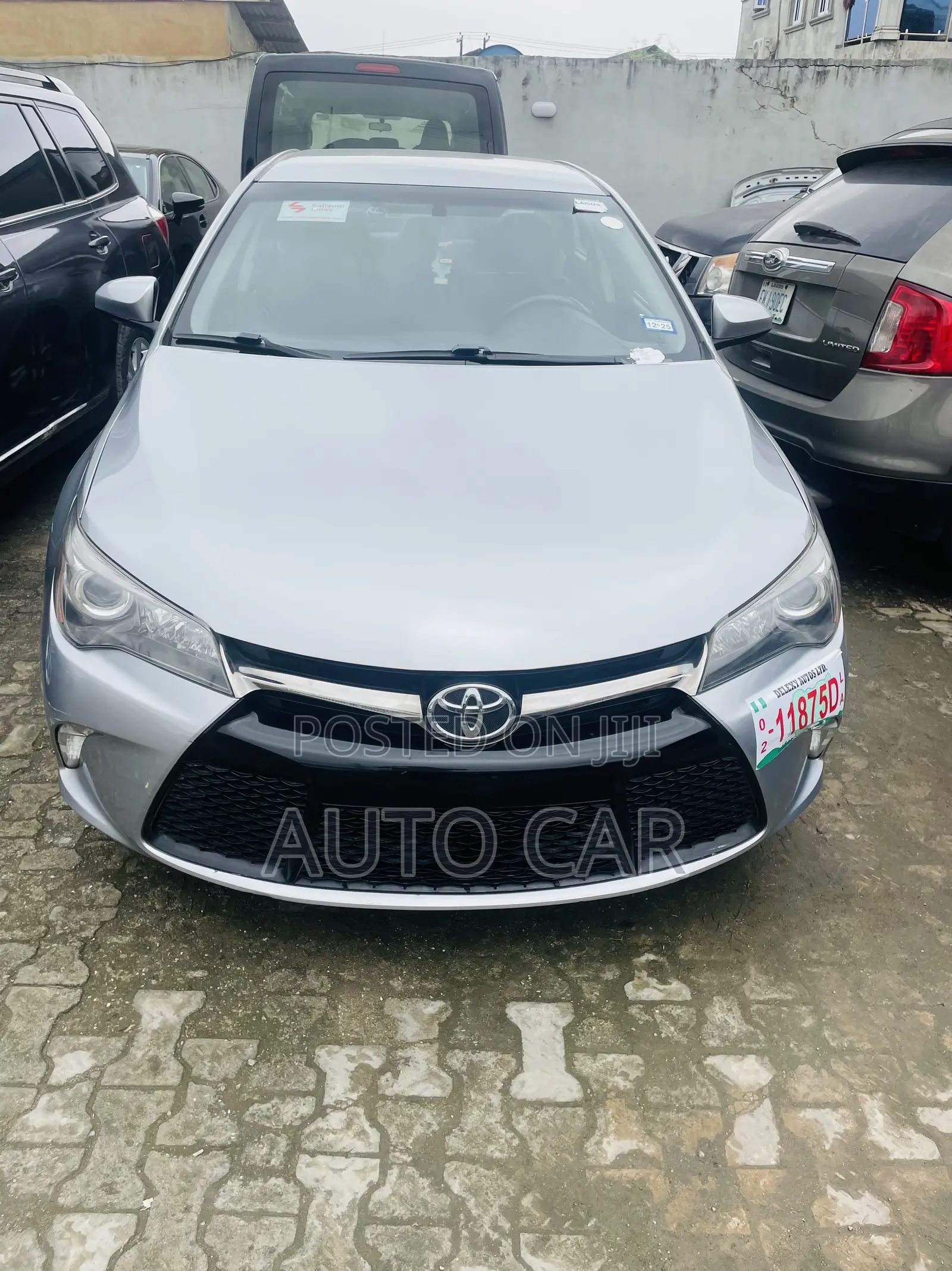 Toyota Camry SE 4dr Sedan (2.5L 4cyl 6A) 2017 Silver