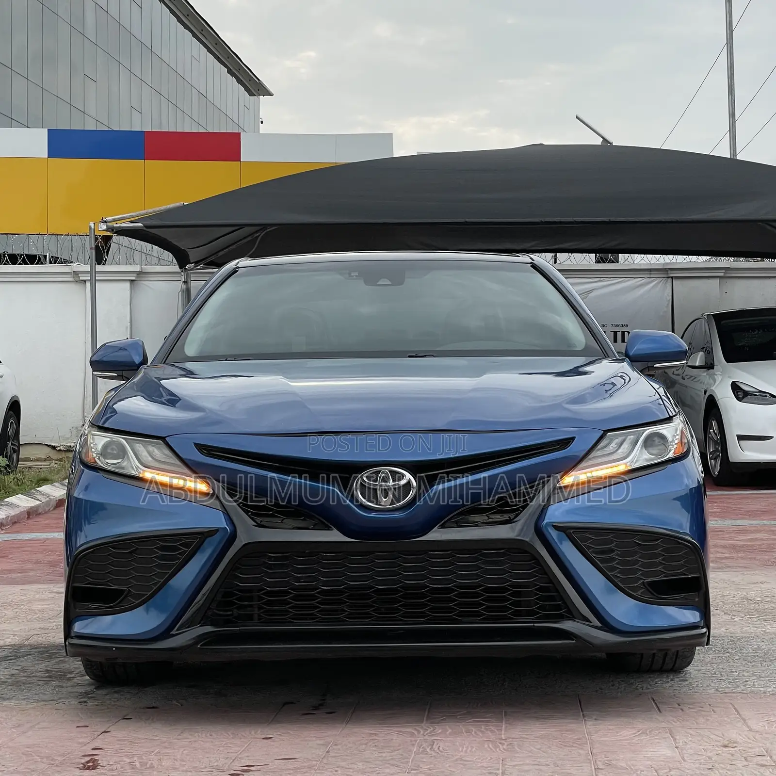 Toyota Camry 2019 Blue