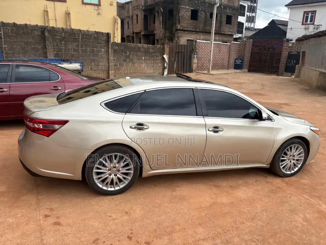 Toyota Avalon 2014 Gold
