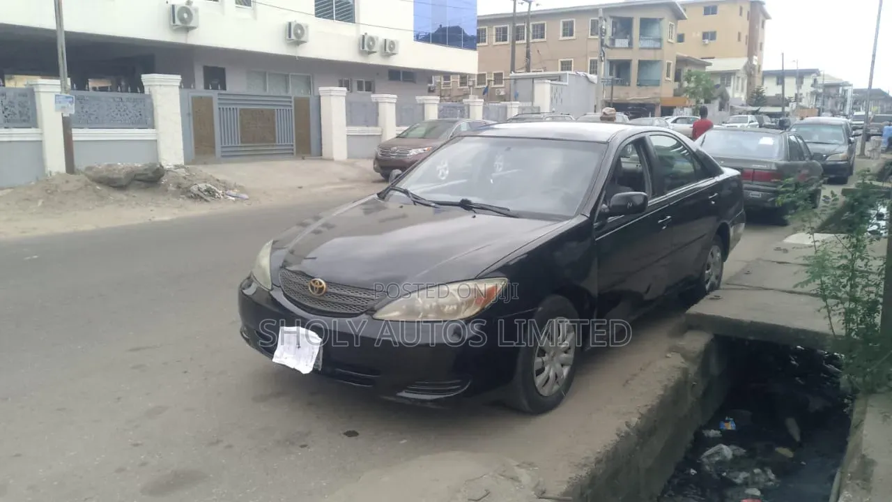 Toyota Camry 2004 Black