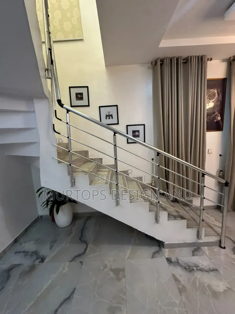 Furnished 4bdrm Duplex in Chevron for sale