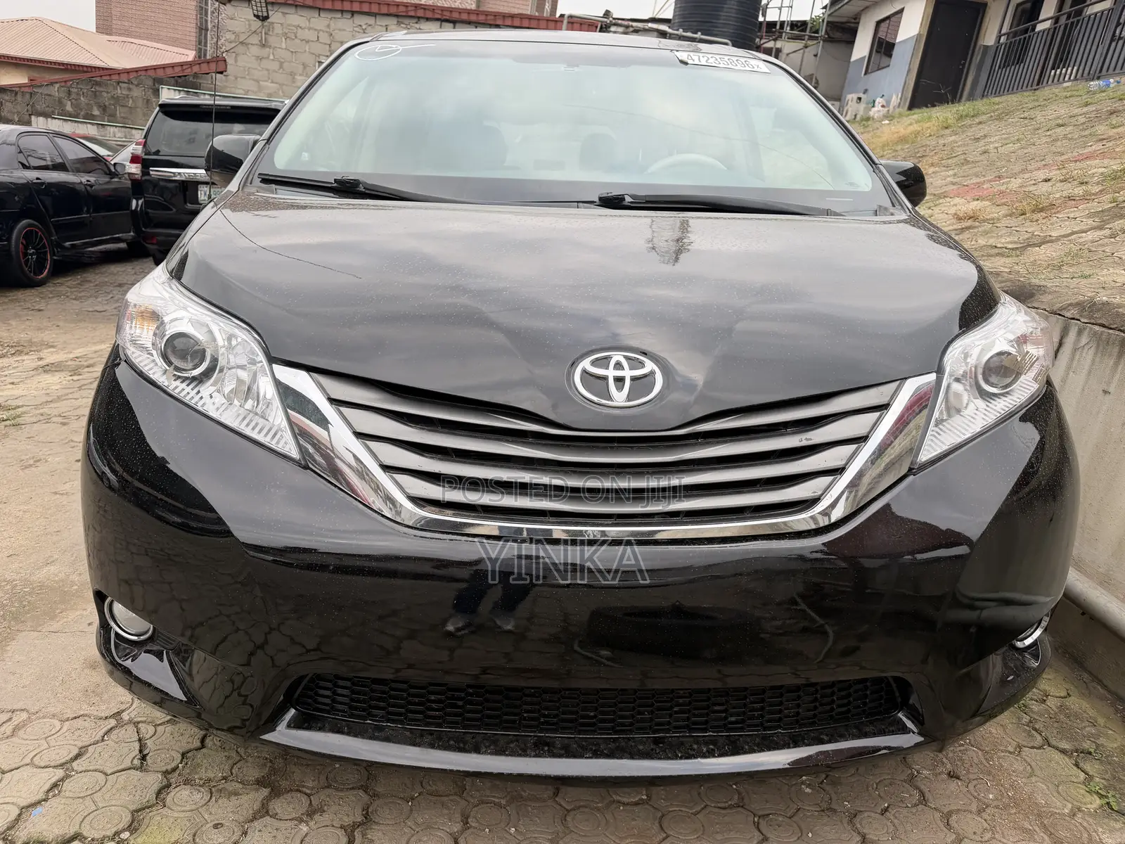 Toyota Sienna 2014 Black