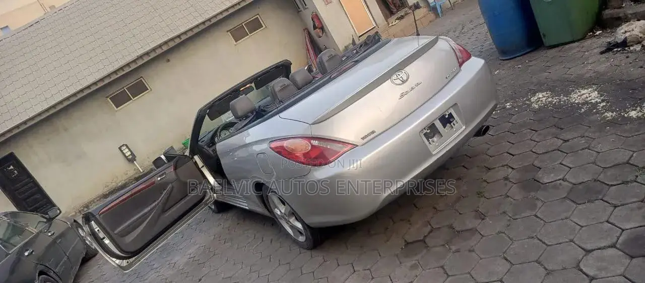 Toyota Solara 2006 Silver