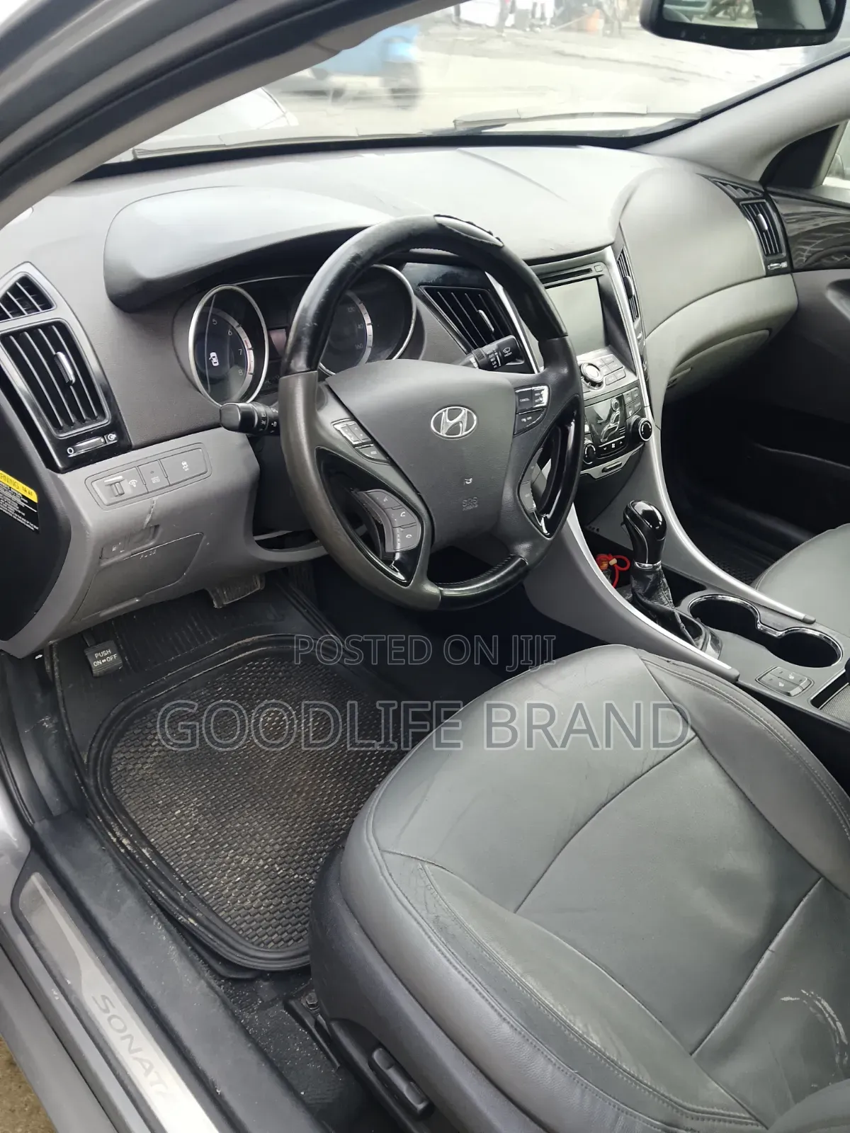 Hyundai Sonata Limited 4dr Sedan (2.4L 4cyl 6A) 2014 Gray