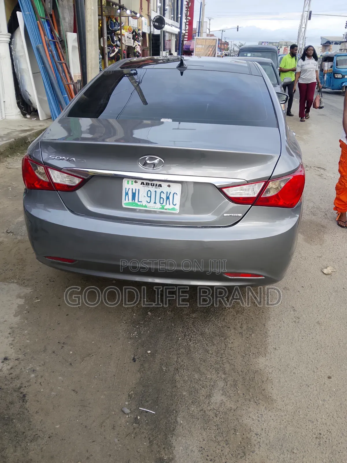 Hyundai Sonata Limited 4dr Sedan (2.4L 4cyl 6A) 2014 Gray