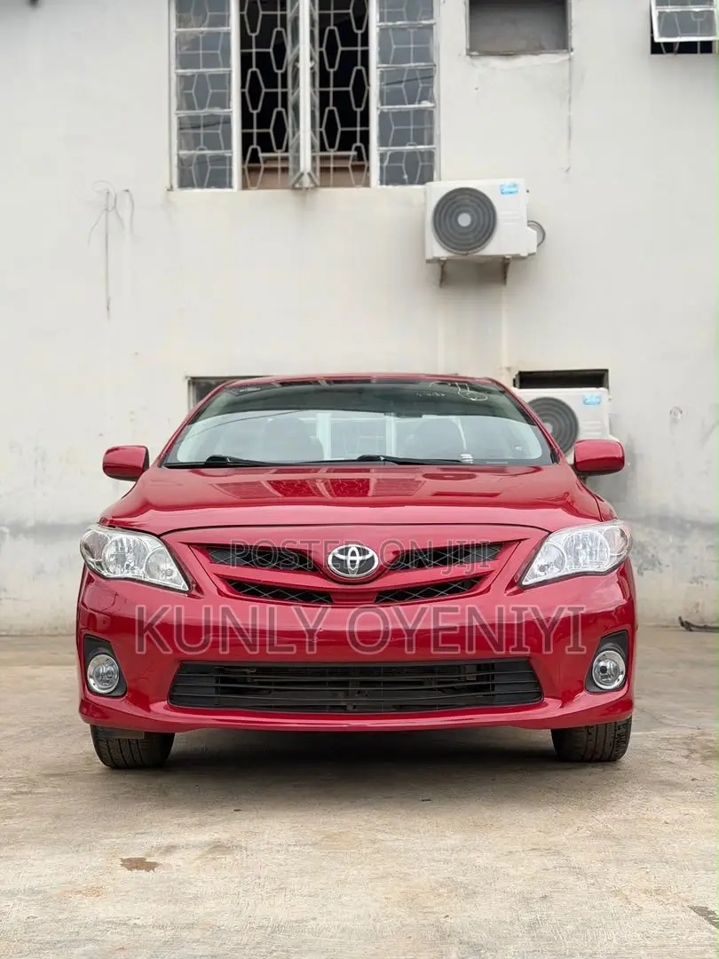 Toyota Corolla LE 4dr Sedan (1.8L 4cyl 4A) 2012 Red
