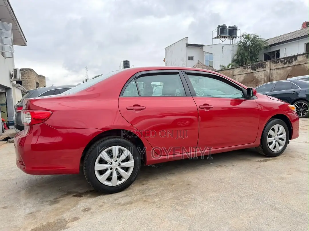 Toyota Corolla LE 4dr Sedan (1.8L 4cyl 4A) 2012 Red