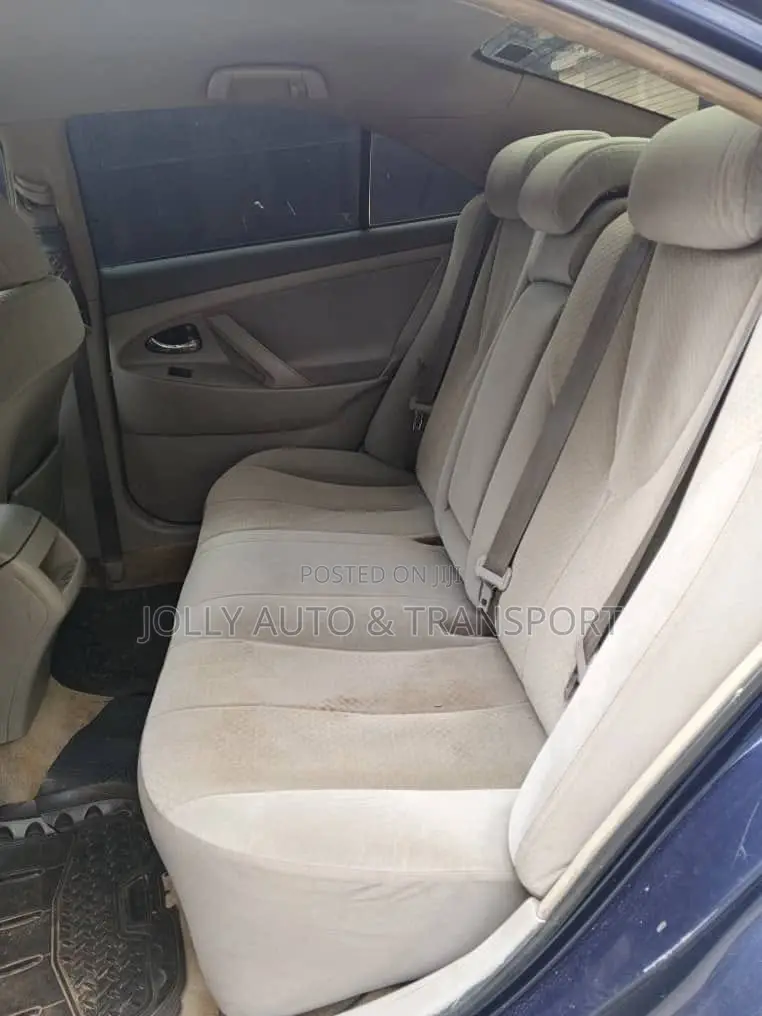Toyota Camry LE 4dr Sedan (2.4L 4cyl 5A) 2009 Blue