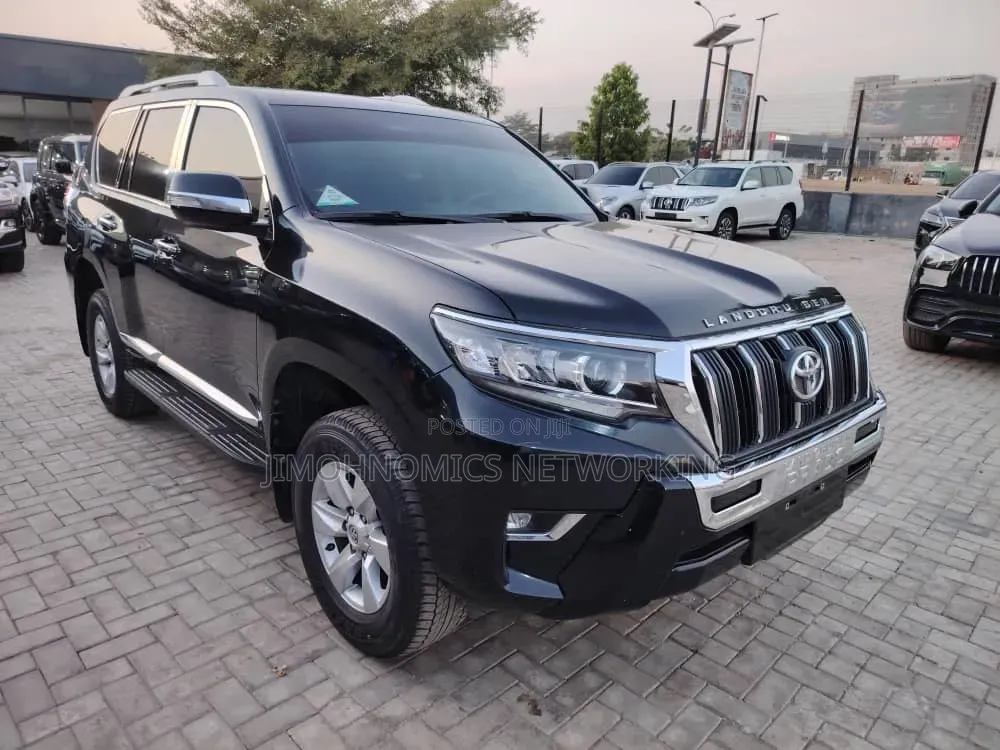 Toyota Land Cruiser 2024 Black