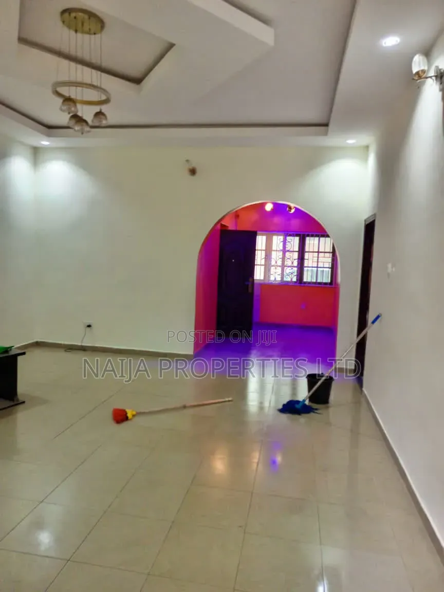 3bdrm Apartment in Paradise Estate for rent