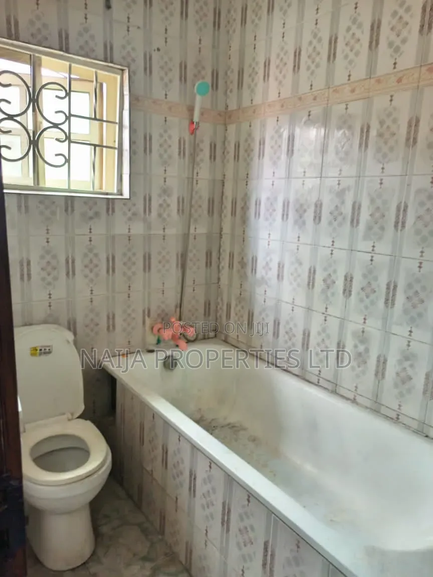 3bdrm Apartment in Paradise Estate for rent