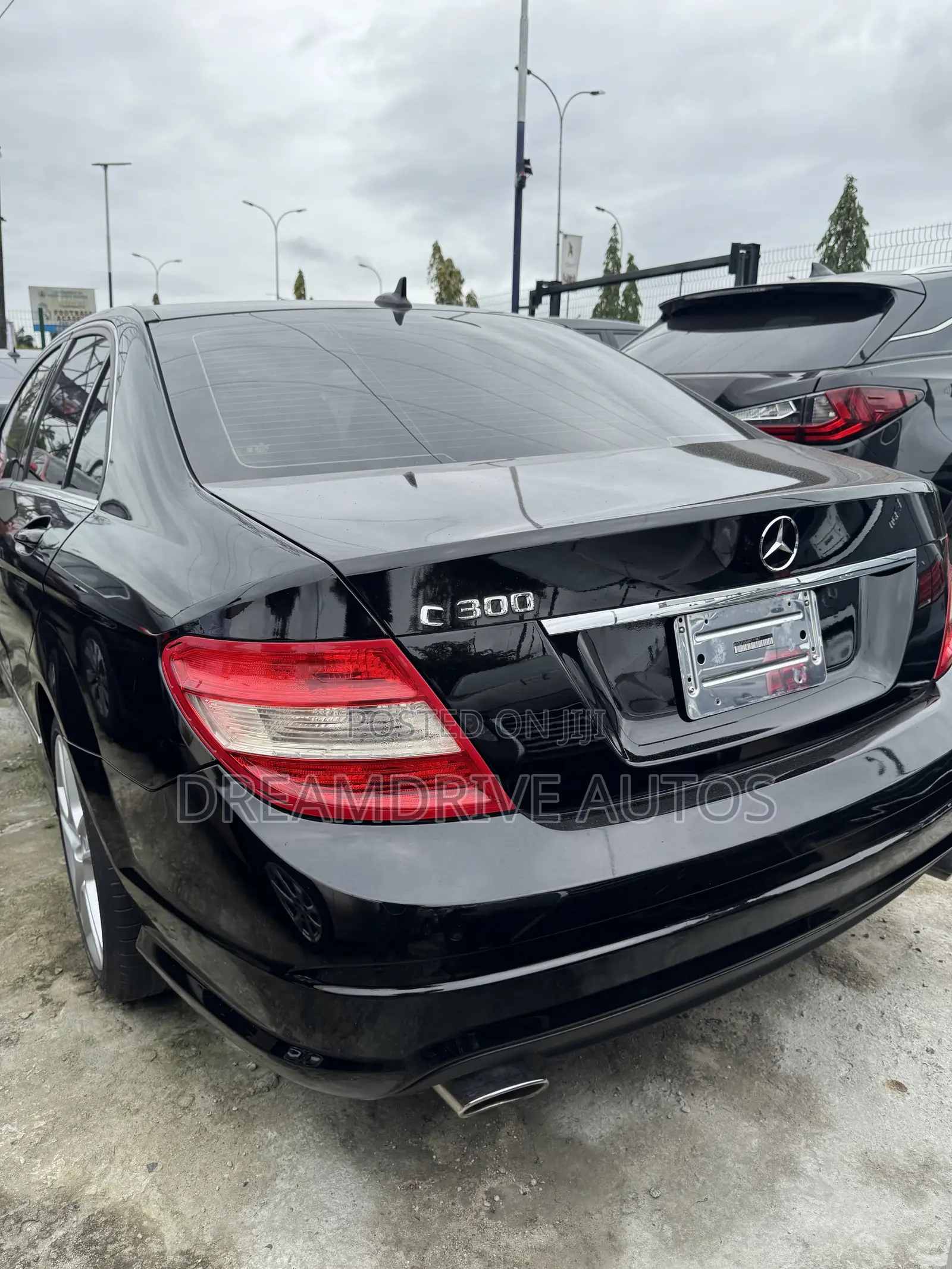 Mercedes-Benz C300 Luxury 4Matic Sedan AWD (3.0L 6cyl 7A) 2010 Black