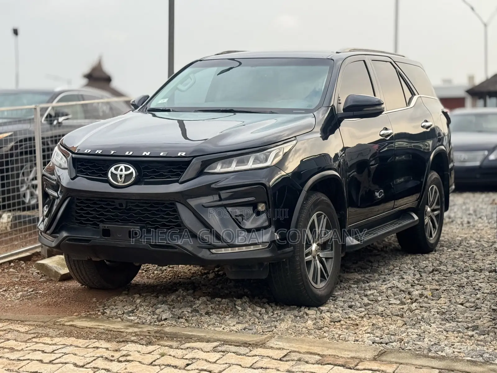 Toyota Fortuner 2020 Black
