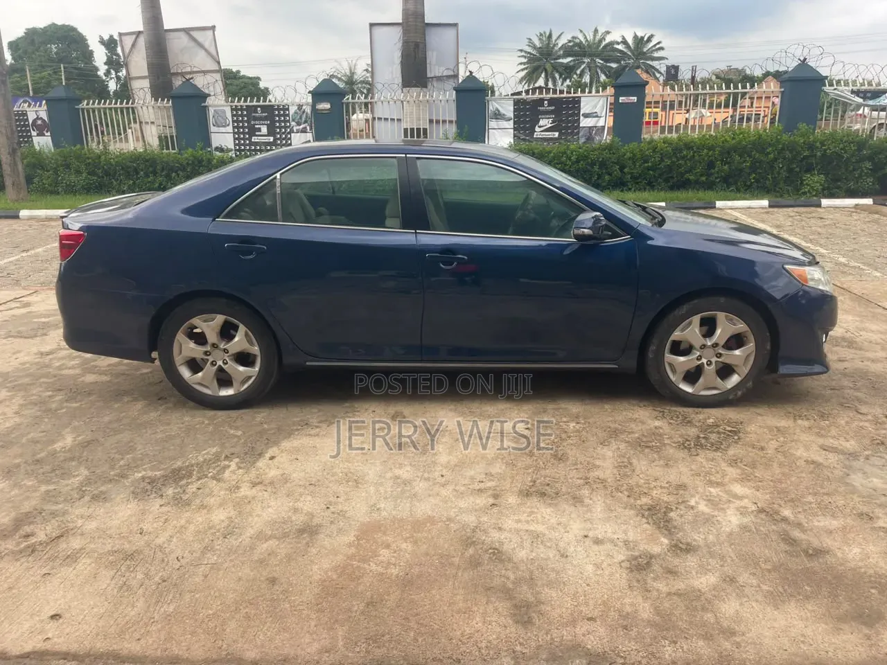 Toyota Camry 2013 Blue
