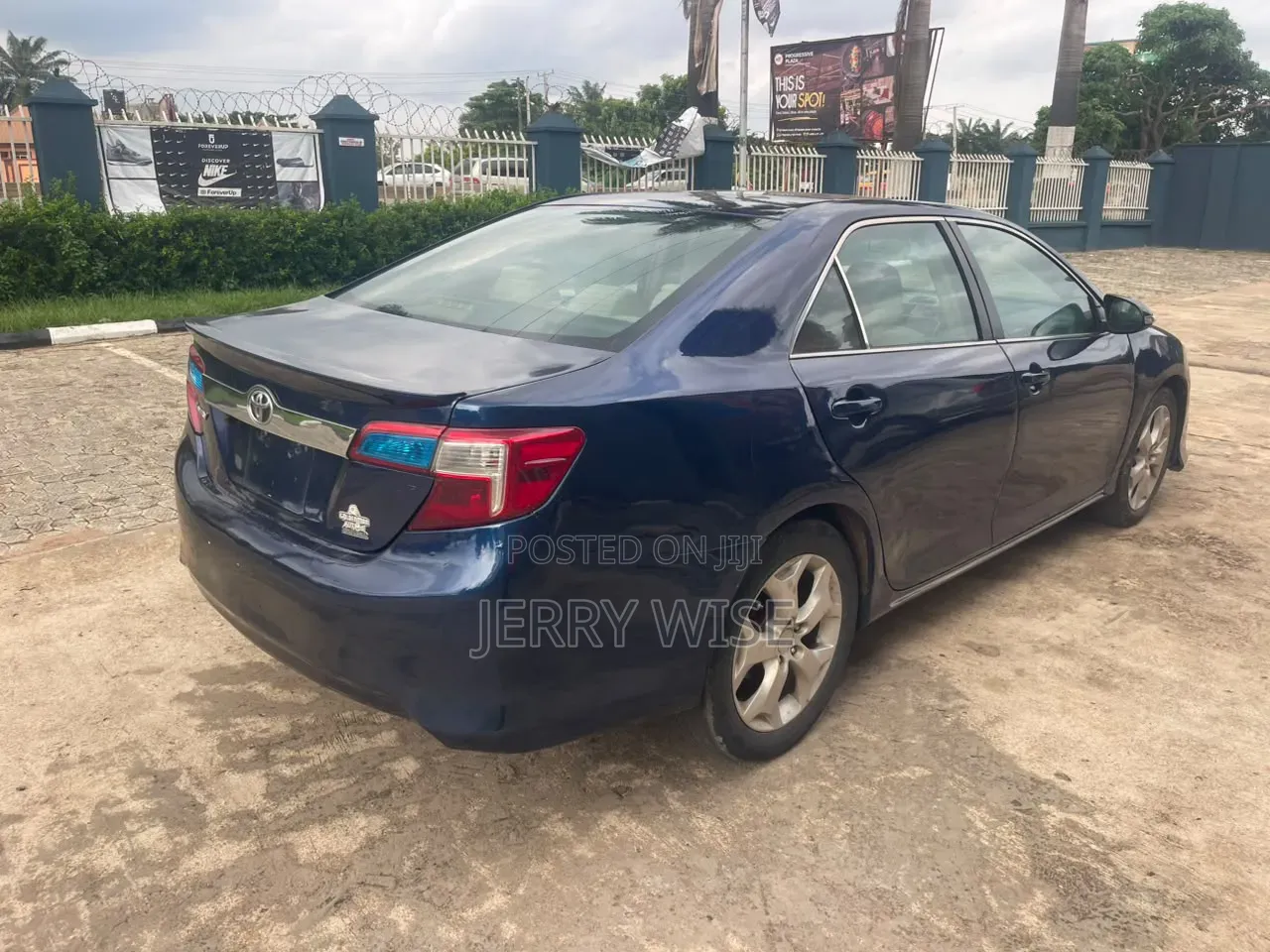 Toyota Camry 2013 Blue
