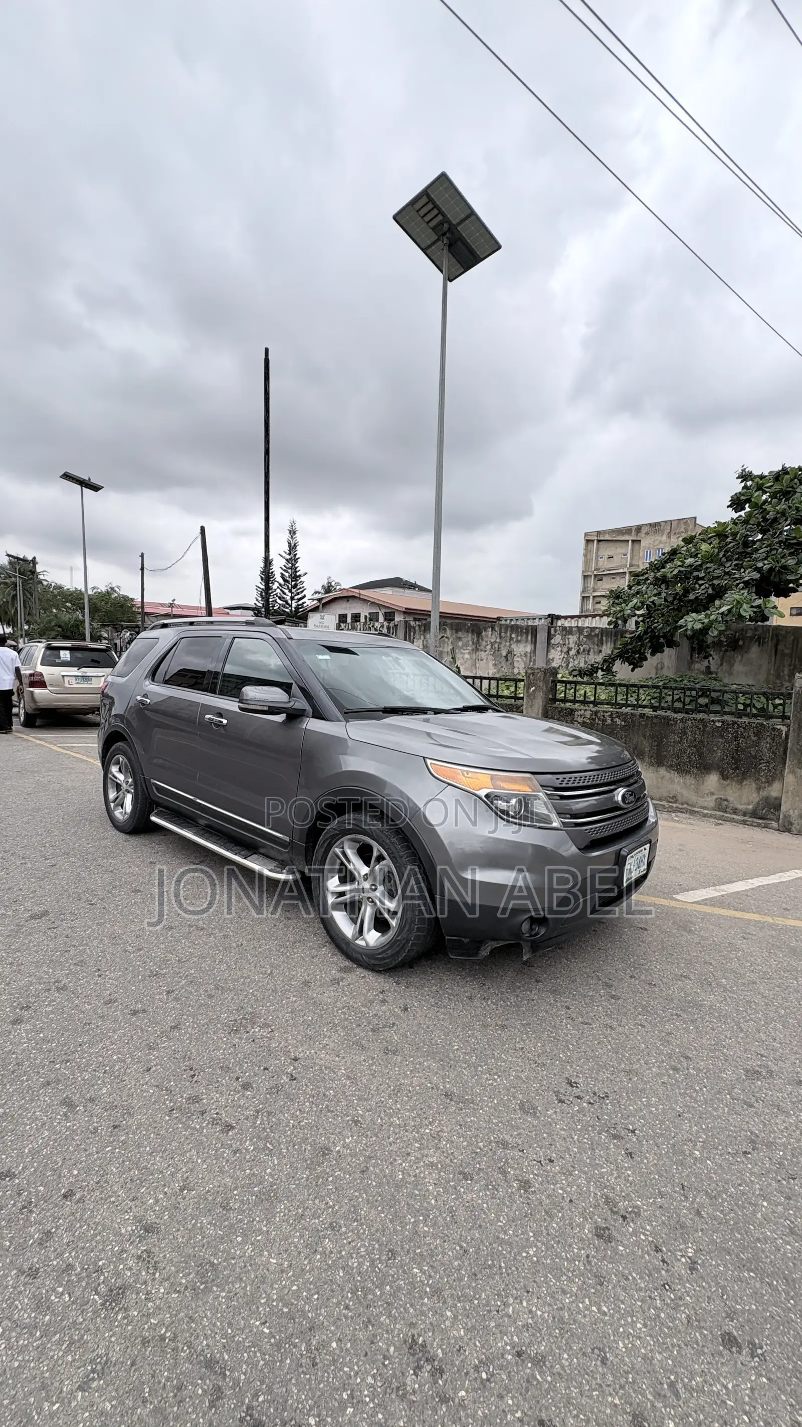 Ford Explorer 2013 Gray