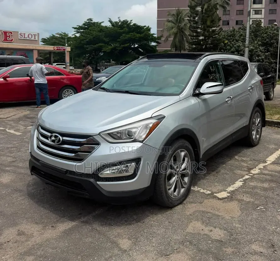 Hyundai Santa Fe 2014 Silver