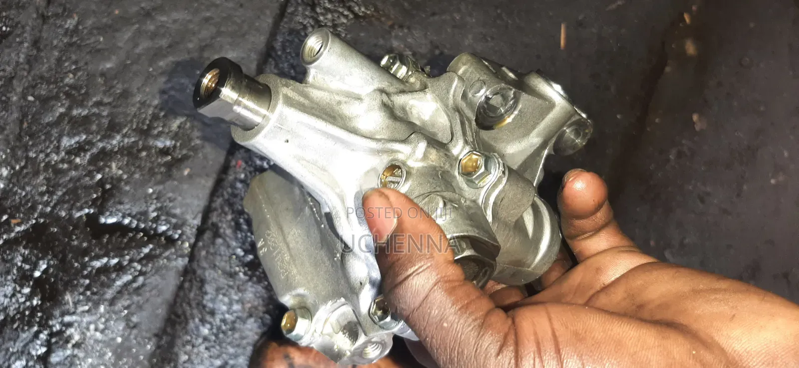 Engine Oil Pump