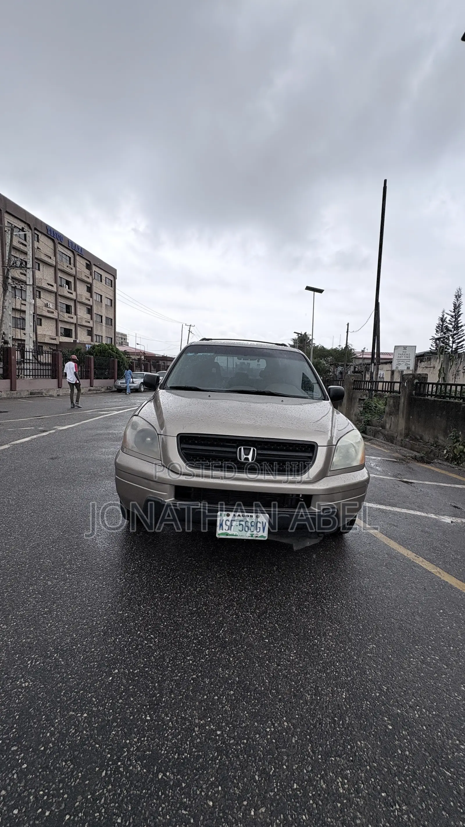 Honda Pilot 2005 Gray