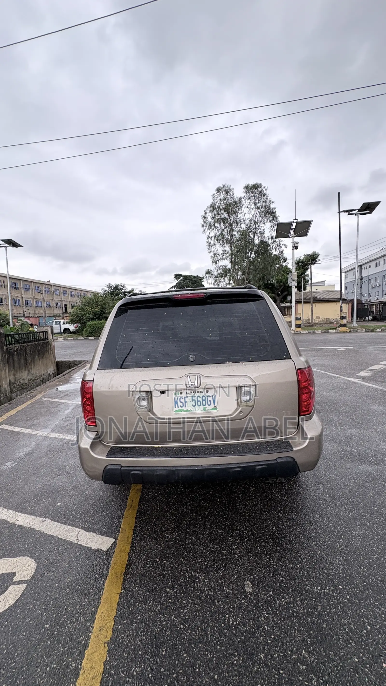 Honda Pilot 2005 Gray