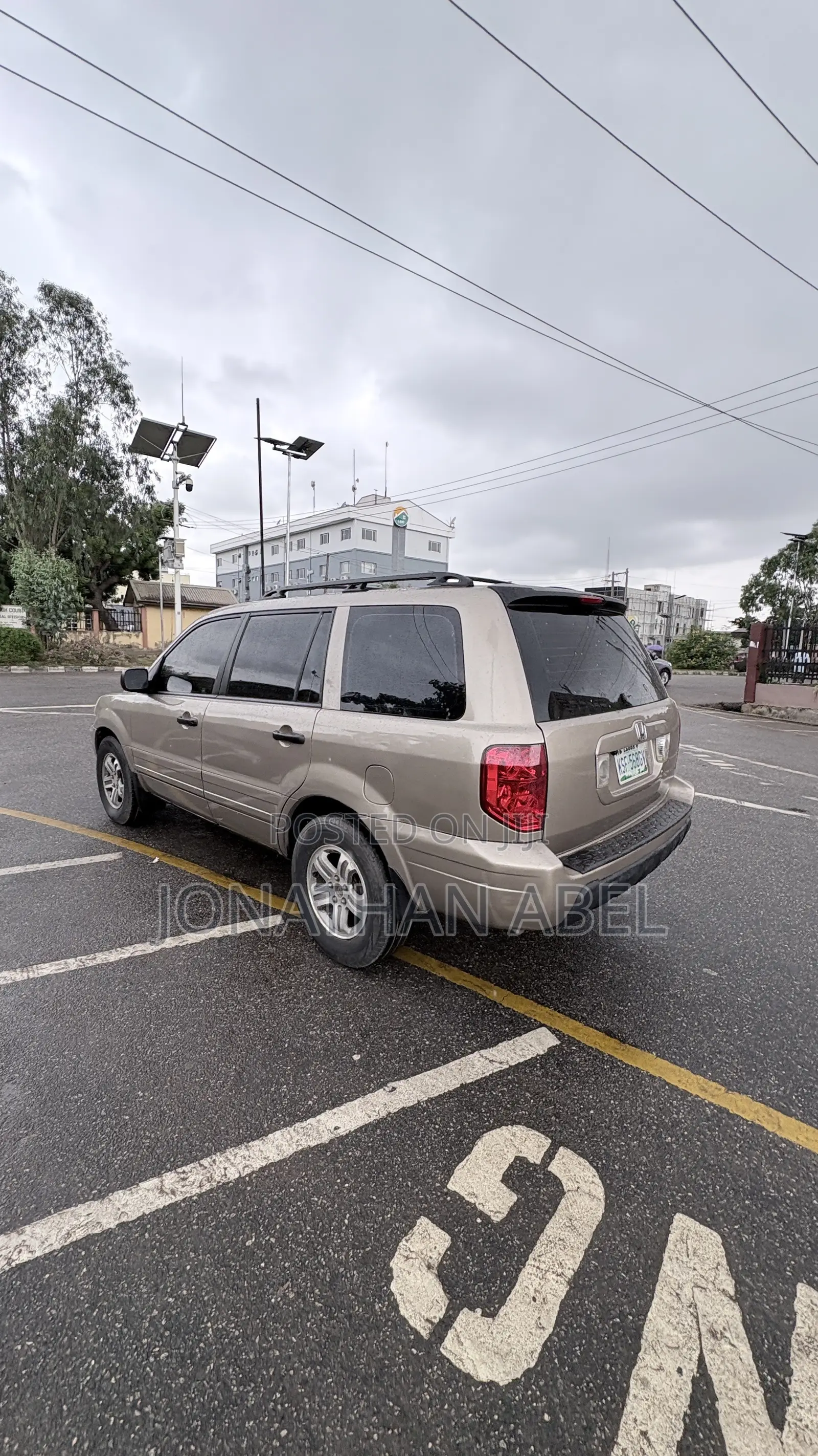 Honda Pilot 2005 Gray